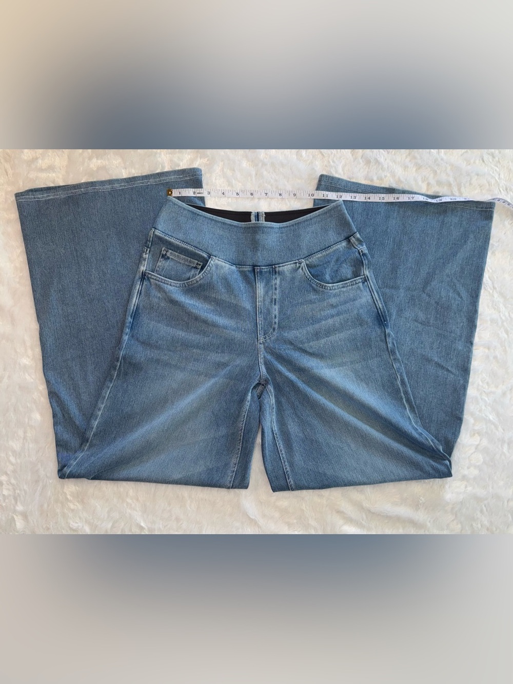 HALARA NWT Light Blue Wide Leg Flex Denim Jeans size Small